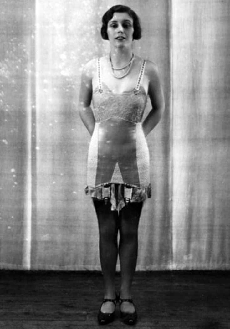 Vintage 1920s Silk Bra and Panties, 20s Flapper Lingerie Set, Lace